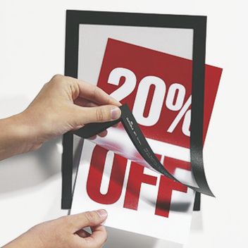 Print holder with magnetic cover