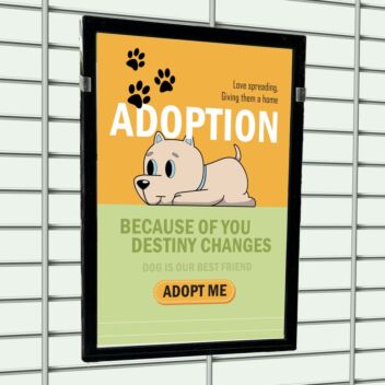 Easy attachment of plastic frames to a cage 